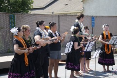 ʻUkulele Club    PC: Ryan Urak